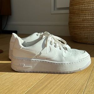 Nike Air Force 1 platform shoes women, size 9